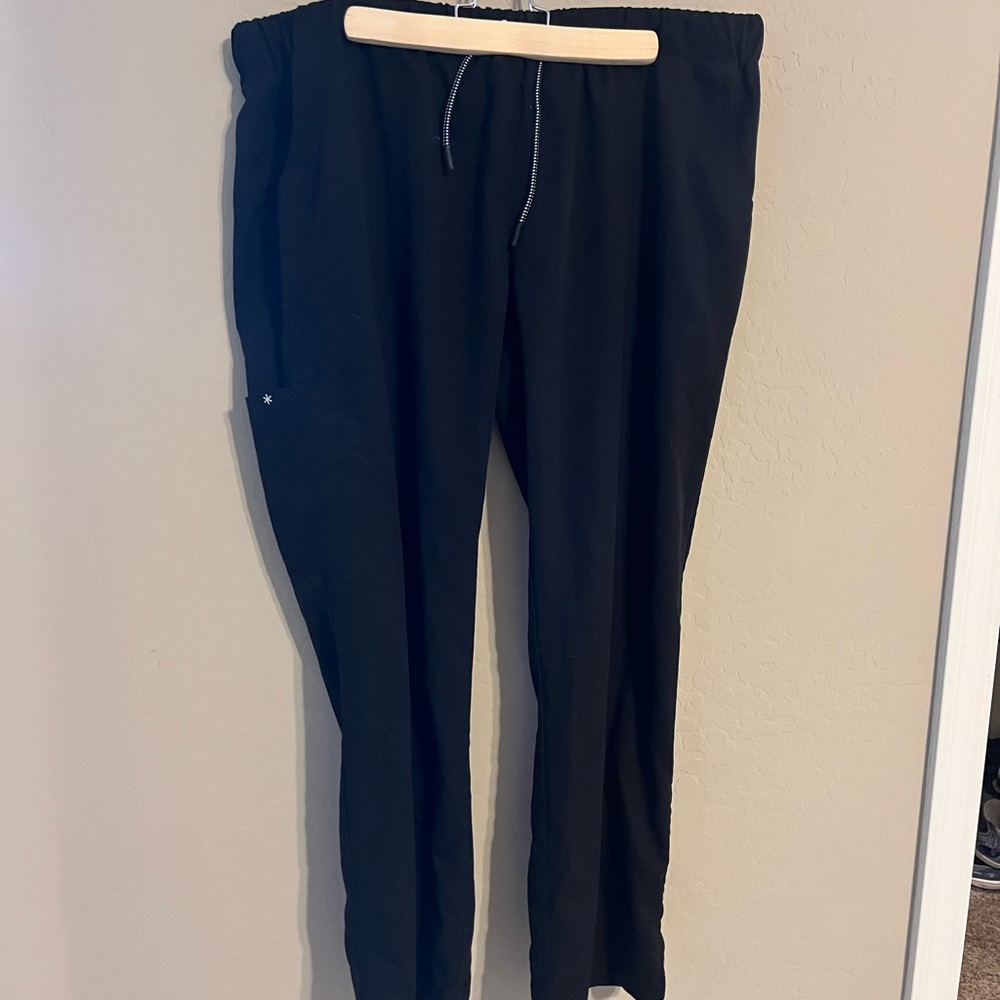 Women’s Scrub Black Pants